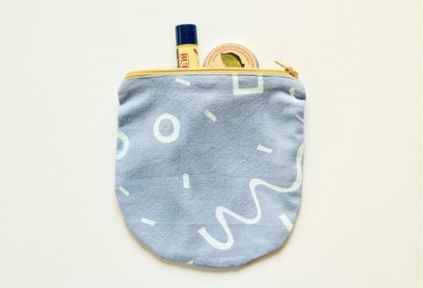 Cloud extra pocket zipper pouch picture