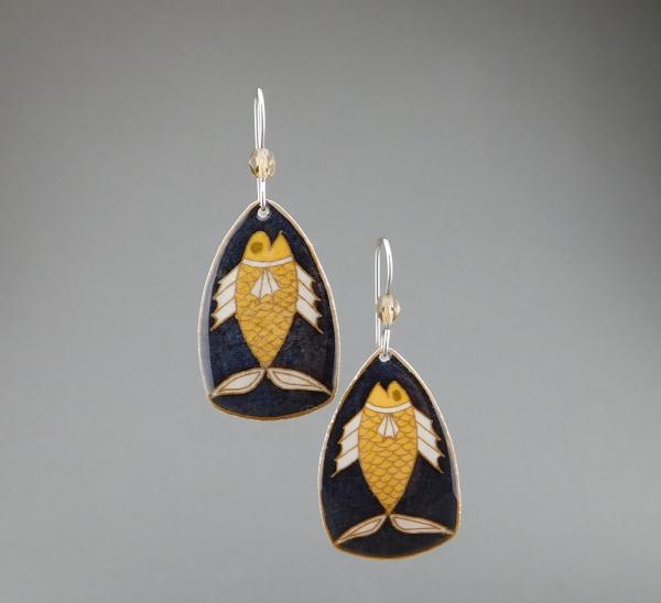 Goose Egg Shell Earrings- Black Fish Large picture