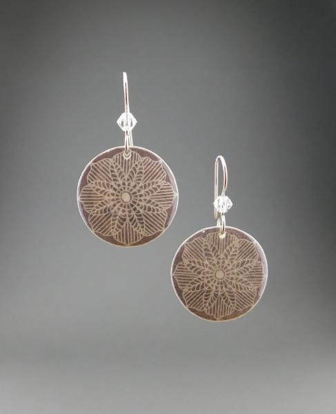 Goose Egg Shell Earrings- Grey Lace