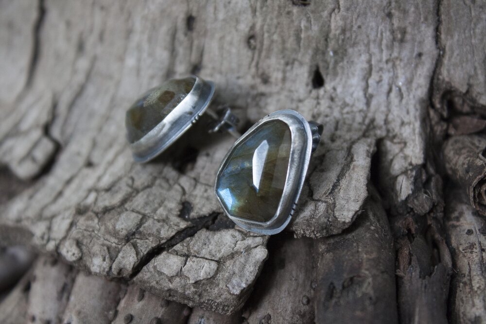 Labradorite Studs picture