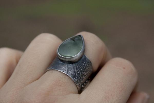 Fern Prehnite Scale Ring picture