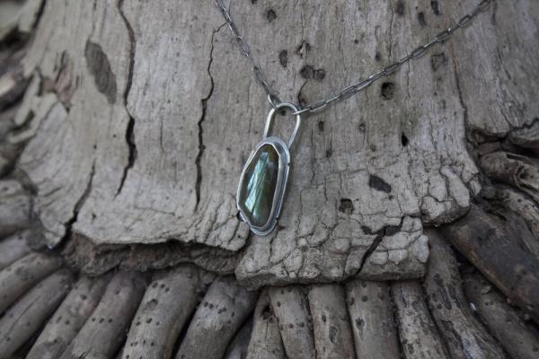 Labradorite Necklace picture