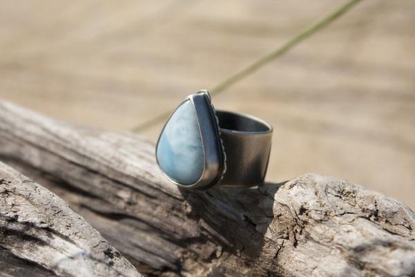 Larimar Teardrop Ring with Engraved Wave picture