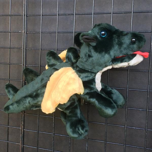 Dragon Puppet, Small picture