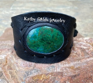 Malachite leather cuff bracelet