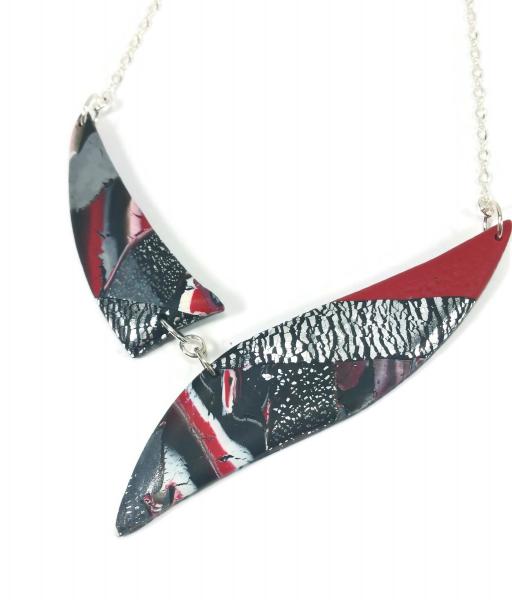 Marbled 2 Piece Shard Necklace - Red Black White picture