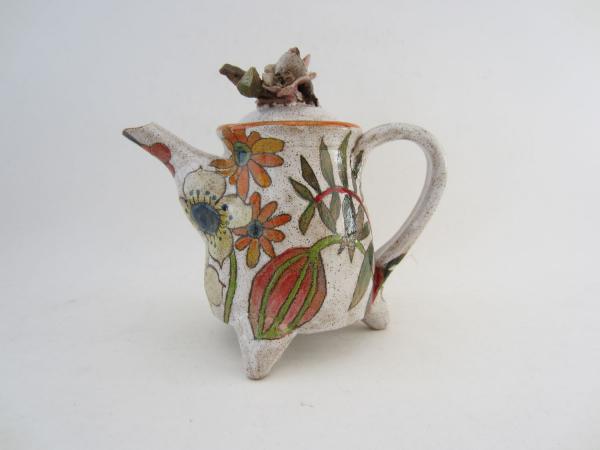 Flowers & Pigment Teapot picture