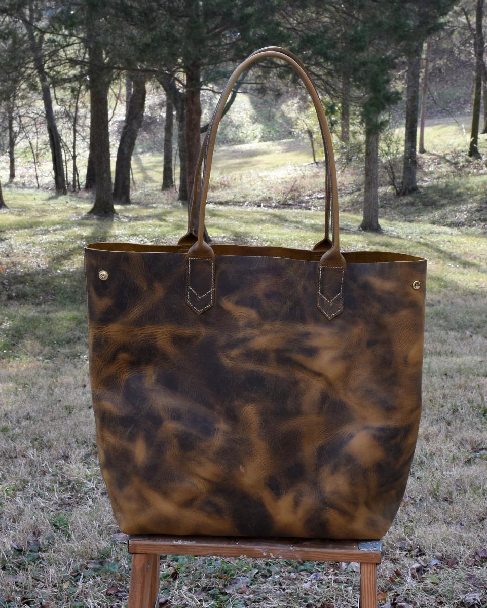 Basic Tote Genuine Leather Tote Bag picture