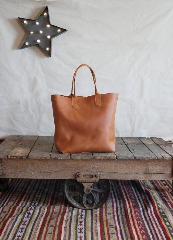 Basic Tote Genuine Leather Tote Bag picture