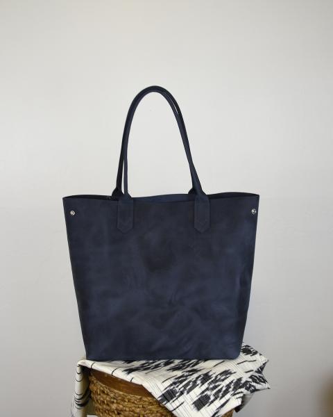 Basic Tote Genuine Leather Tote Bag picture