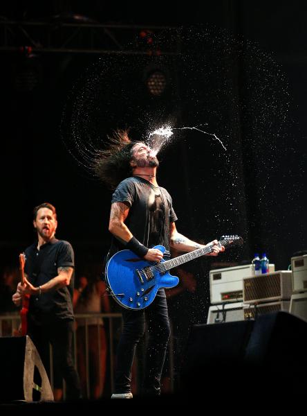 #9430, Dave Grohl & Foo Fighters 2019, Louisville, Kentucky picture