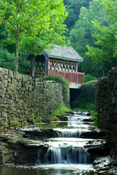 #8734, Whiskey Creek, Maker's Mark Distillery, Loretto, Kentucky picture