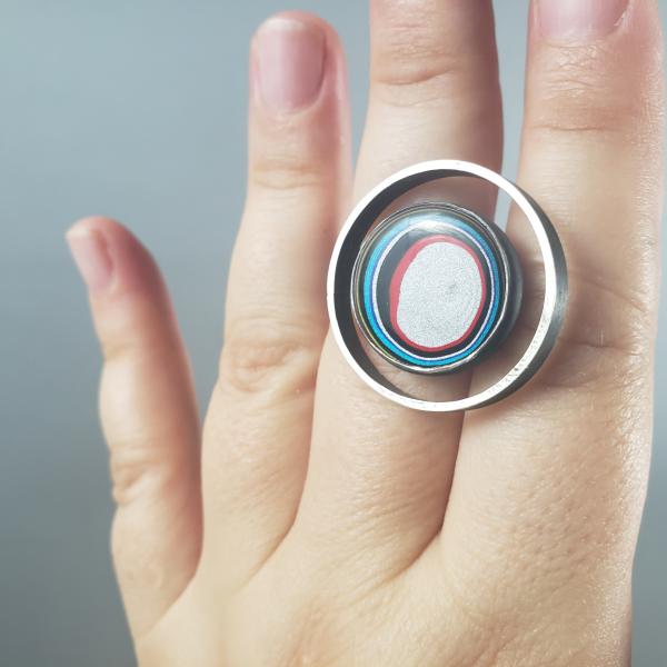 Circle Ring w/ Circular Fordite picture