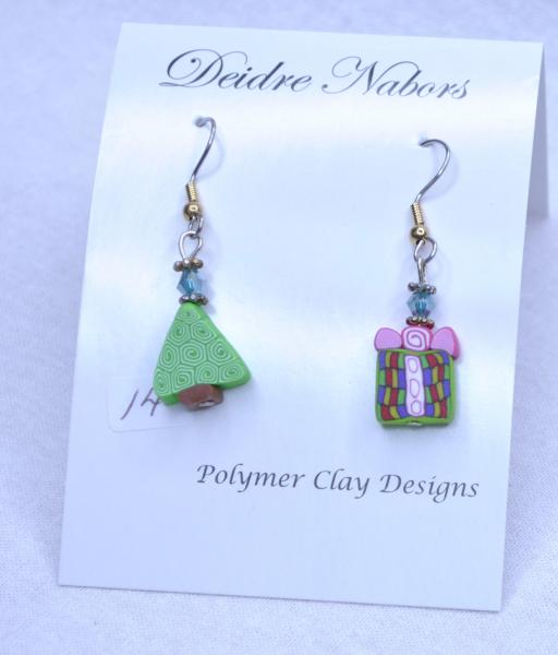 Christmas Tree/Package Earring picture