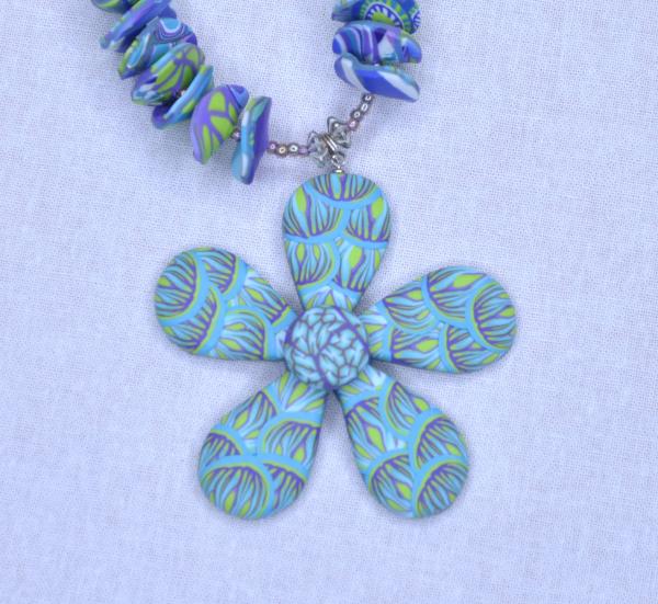 Turquoise Flower Necklace picture