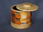 #753 Segmented lidded box