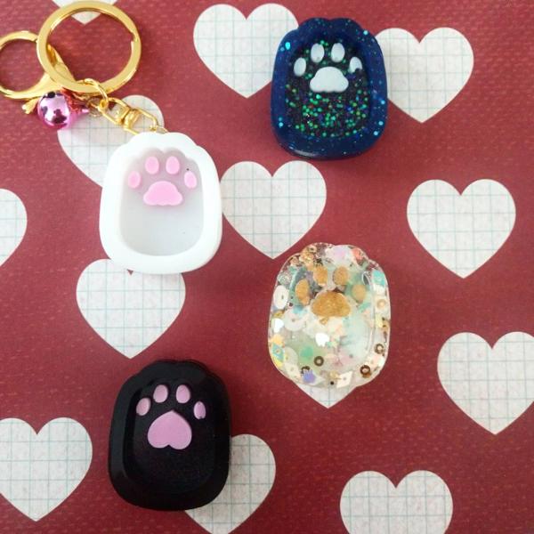 Kitty Paw Keychain