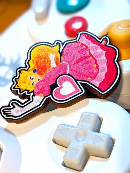 Princess Peach Wooden Pin - Super Smash Bros picture
