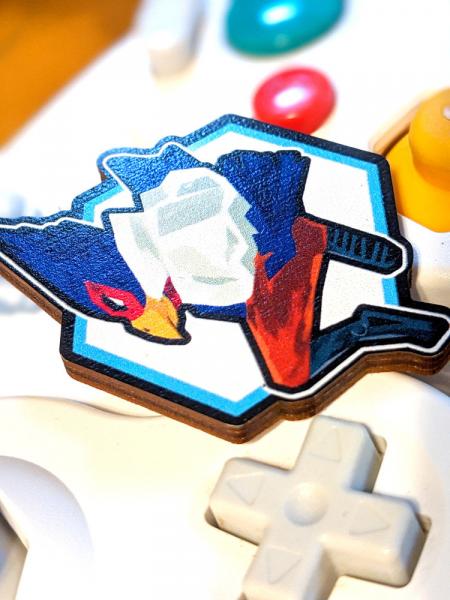 Falco Shine Wooden Pin - Super Smash Bros picture