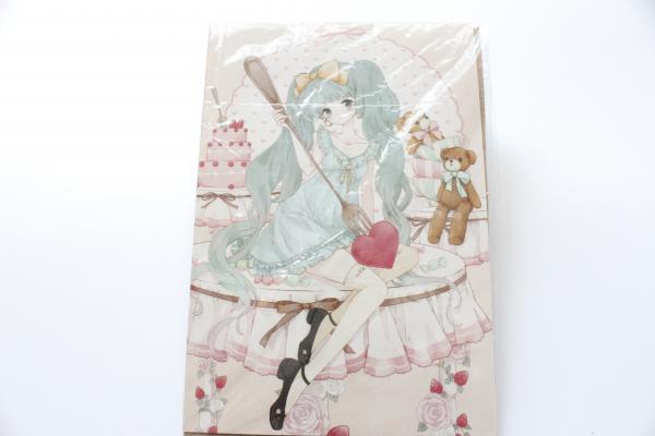 Miku wears MILK mini clearfile picture