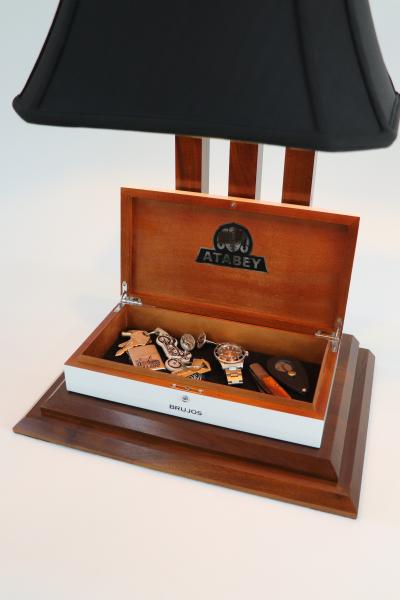 The Original "Gentleman's Pocket Valet" Cigar box Lamp picture