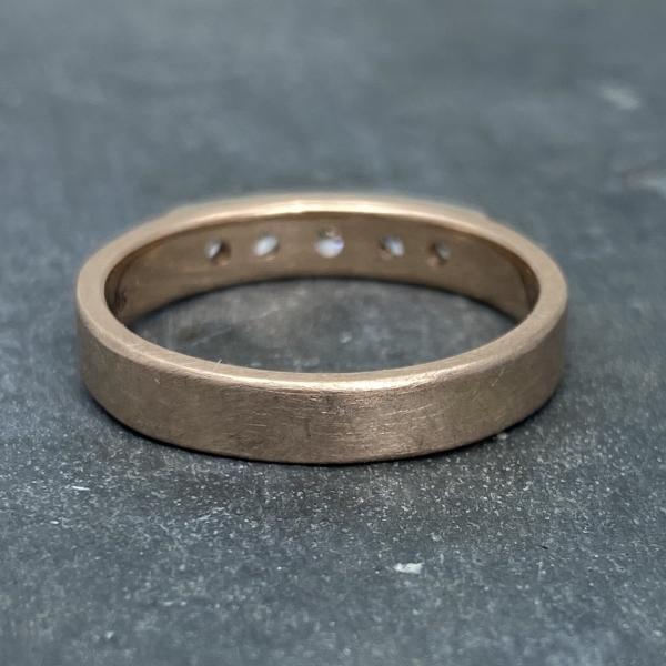 Modern Simplicity: Five-Diamond Rose Gold Ring picture
