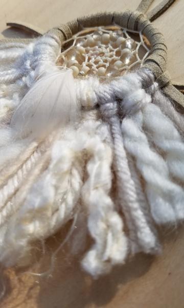 cream + sand + translucent champagne faceted beads small "shortie" dream catcher (sku318) picture