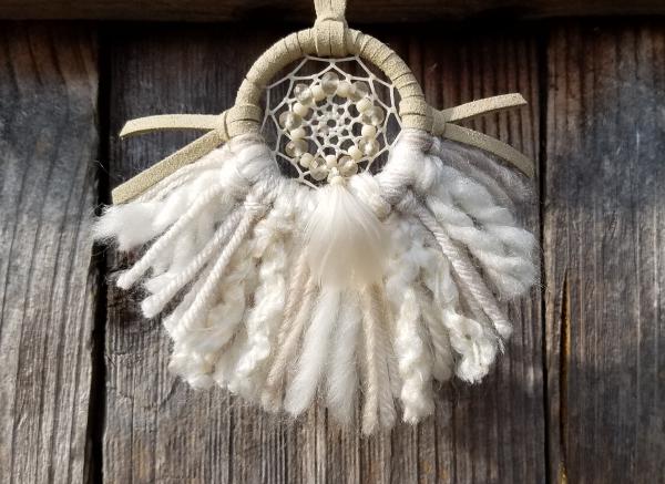 cream + sand + translucent champagne faceted beads small "shortie" dream catcher (sku318) picture