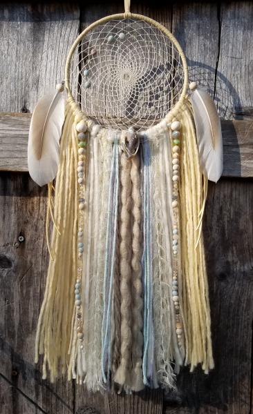 wheat + cream + Drzy Crystal Shell + Labradorite large dream catcher (sku 529) picture