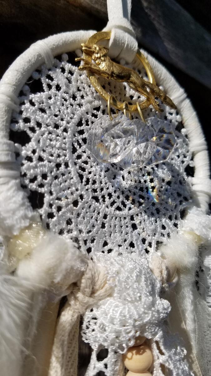 white lace + gold fox + genuine crystals dream catcher (sku531, 532) picture