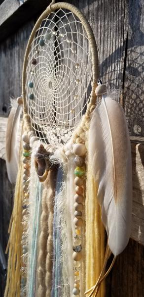 wheat + cream + Drzy Crystal Shell + Labradorite large dream catcher (sku 529) picture