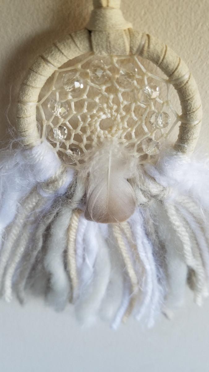 white + cream + crystals "shortie" dream catcher (sku424) picture