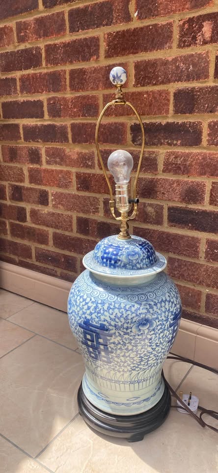 Vintage Blue & White Chinese Porcelain Ginger Jar Table Lamp picture