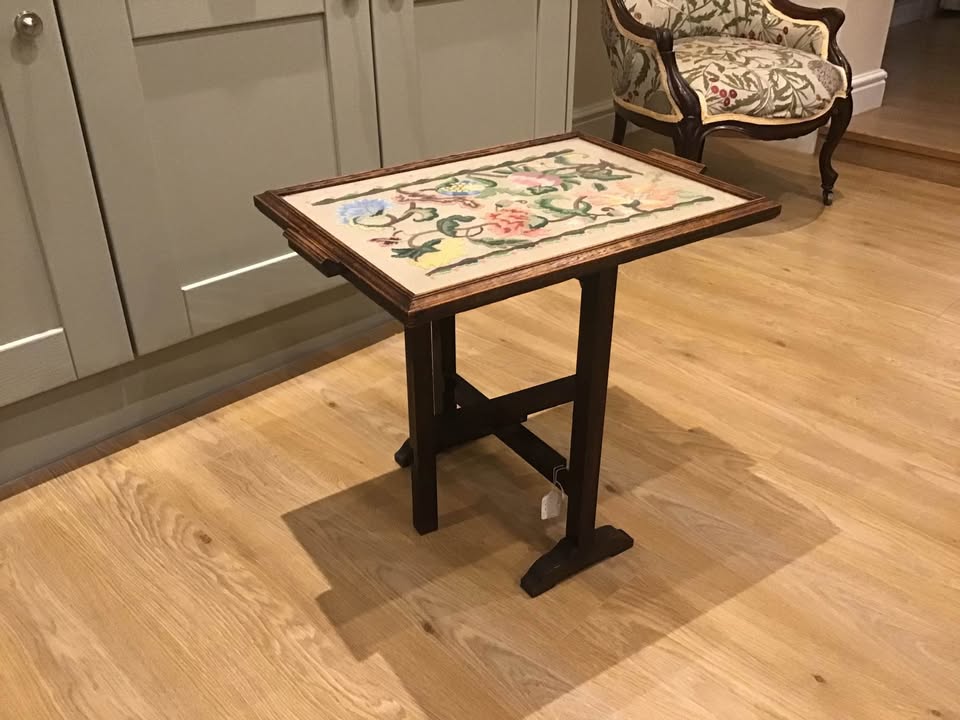 Vintage 1920&rsquo;s oak tapestry fire screen/side table picture