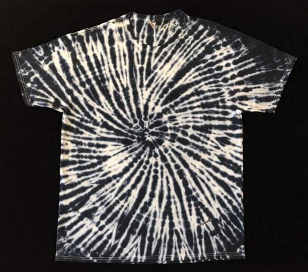 SIZE LARGE Black and White Jellybean Spiral Custom Tee picture