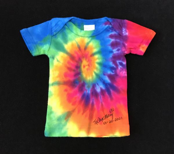 SIZE 6 Months Rainbow Spiral Baby Tee