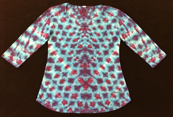 SIZE MEDIUM Mirror Image 3-Quarter Sleeve Scoop Top picture