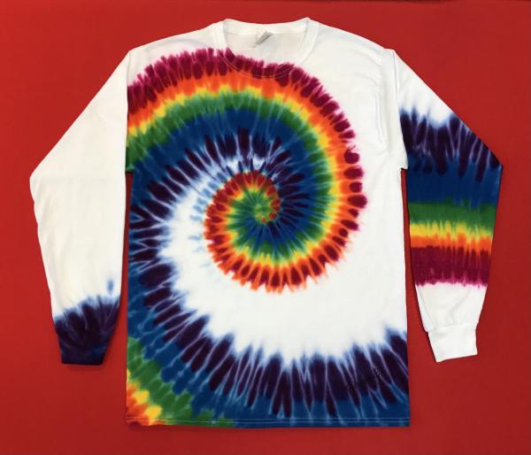 SIZE Medium Rainbow Spiral With White Background Longsleeve