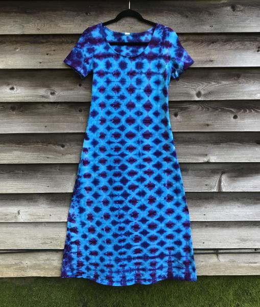 SIZE SMALL Turquoise and Purple Tiretrack Short Sleeve Long Play Dress picture