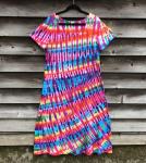 SIZE XLRainbow And Rose Strata Short Sleeve Long Play Dress