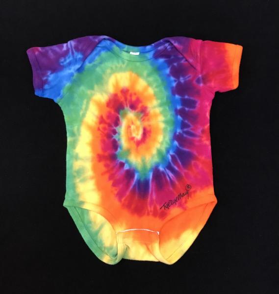 SIZE 18 Months Rainbow Spiral Baby Onesie picture