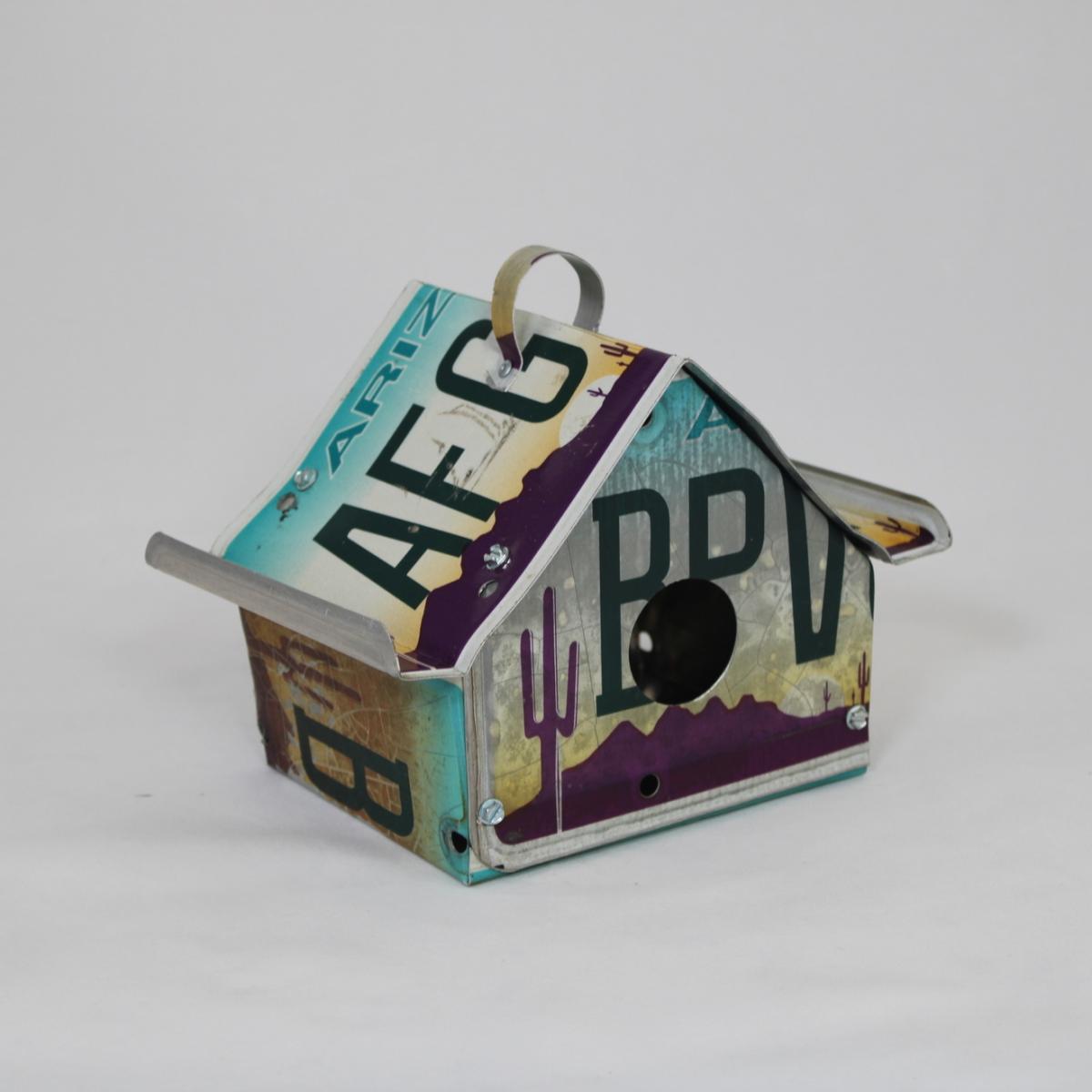 Arizona Bright Sky Dutch Birdhouse picture