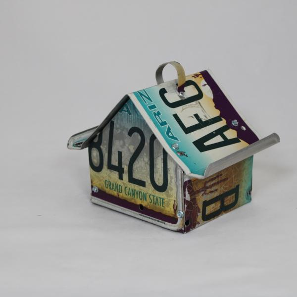 Arizona Bright Sky Dutch Birdhouse picture