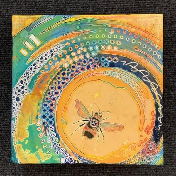 Bee (8x8) picture