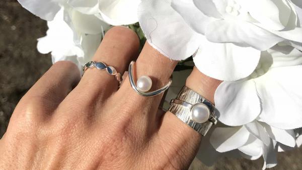 Pine Ring, Silver & Pearl picture
