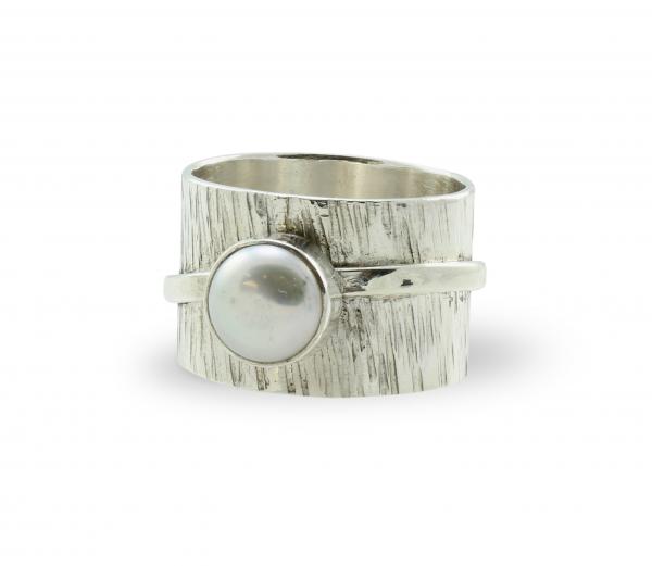 Pine Ring, Silver & Pearl