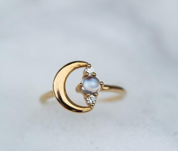 Moon Ring, Gold & Moonstone & Diamonds picture