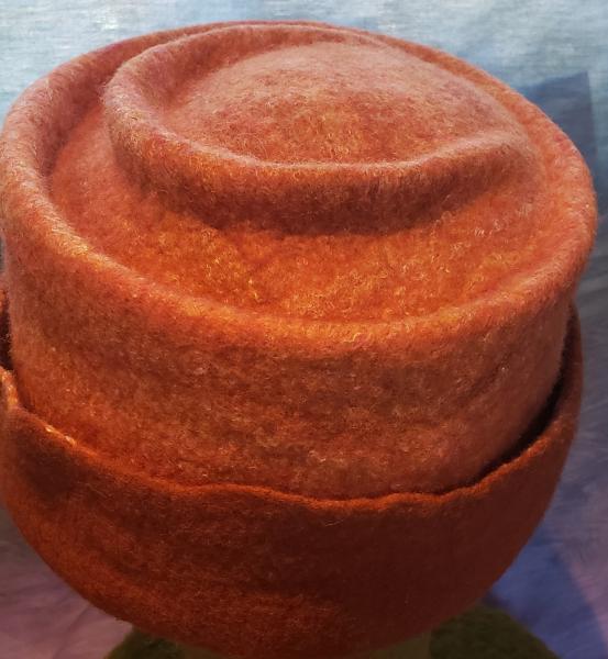 Shaped Mango Silk, Rust Brim picture