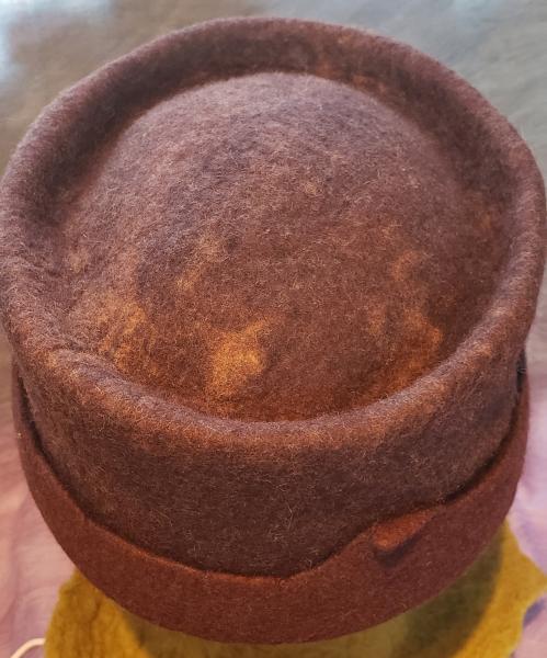 Shaped-Brown Black Blend, Brown Brim picture