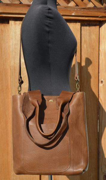 Shoulder bag AND a crossbody, Brown leather picture